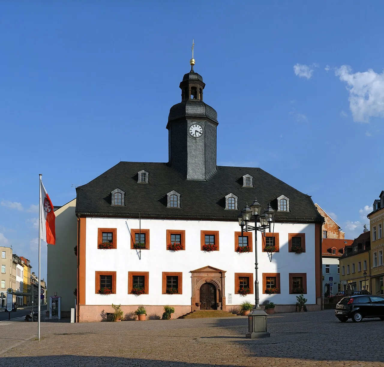 Markt mit Altem Rathaus in Meerane
